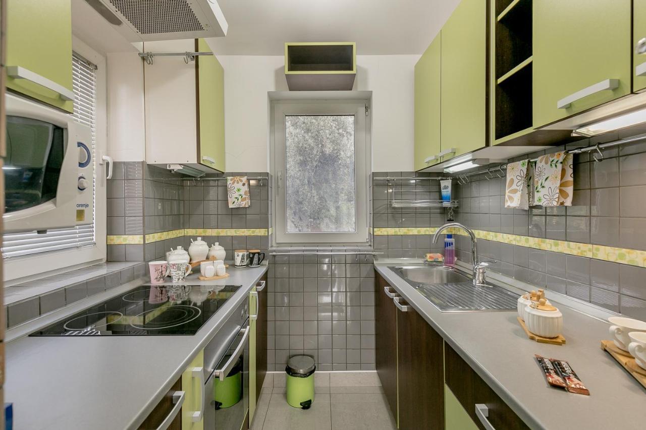 Olive Garden Apartment Петровац Экстерьер фото