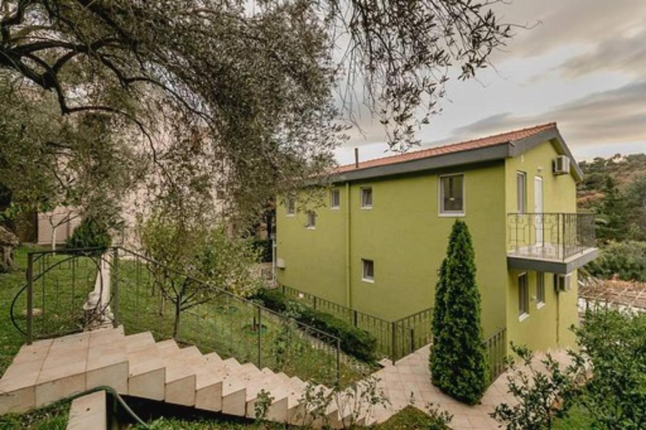 Olive Garden Apartment Петровац Экстерьер фото